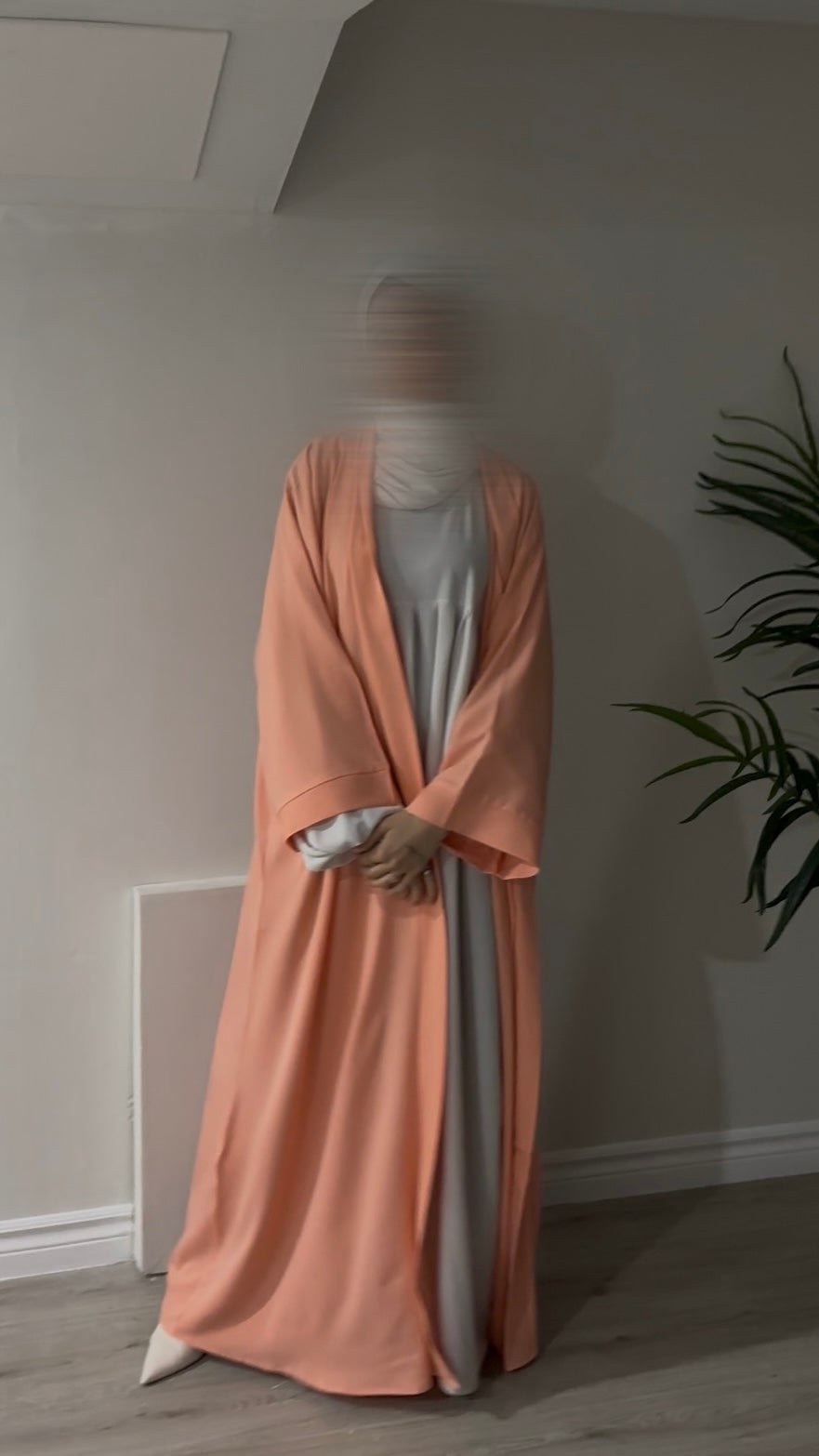 Cora abaya